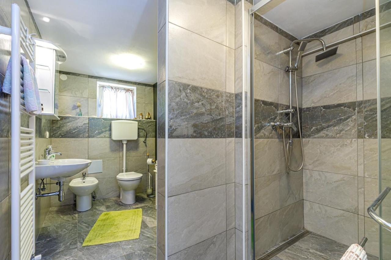 Apartments Vivijana 라벡 외부 사진